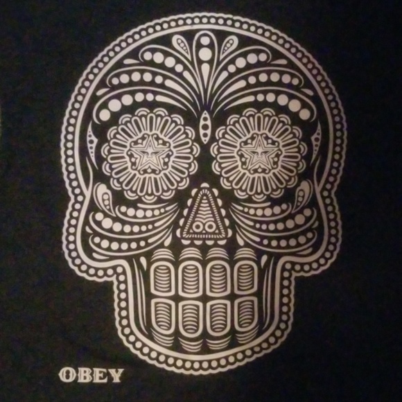 💀 GLOWINTHEDARK OBEY TSHIRT 💀 - Picture 2 of 2